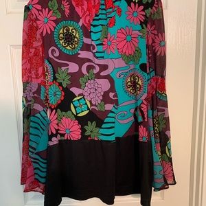Women’s XL Beautiful tunic.